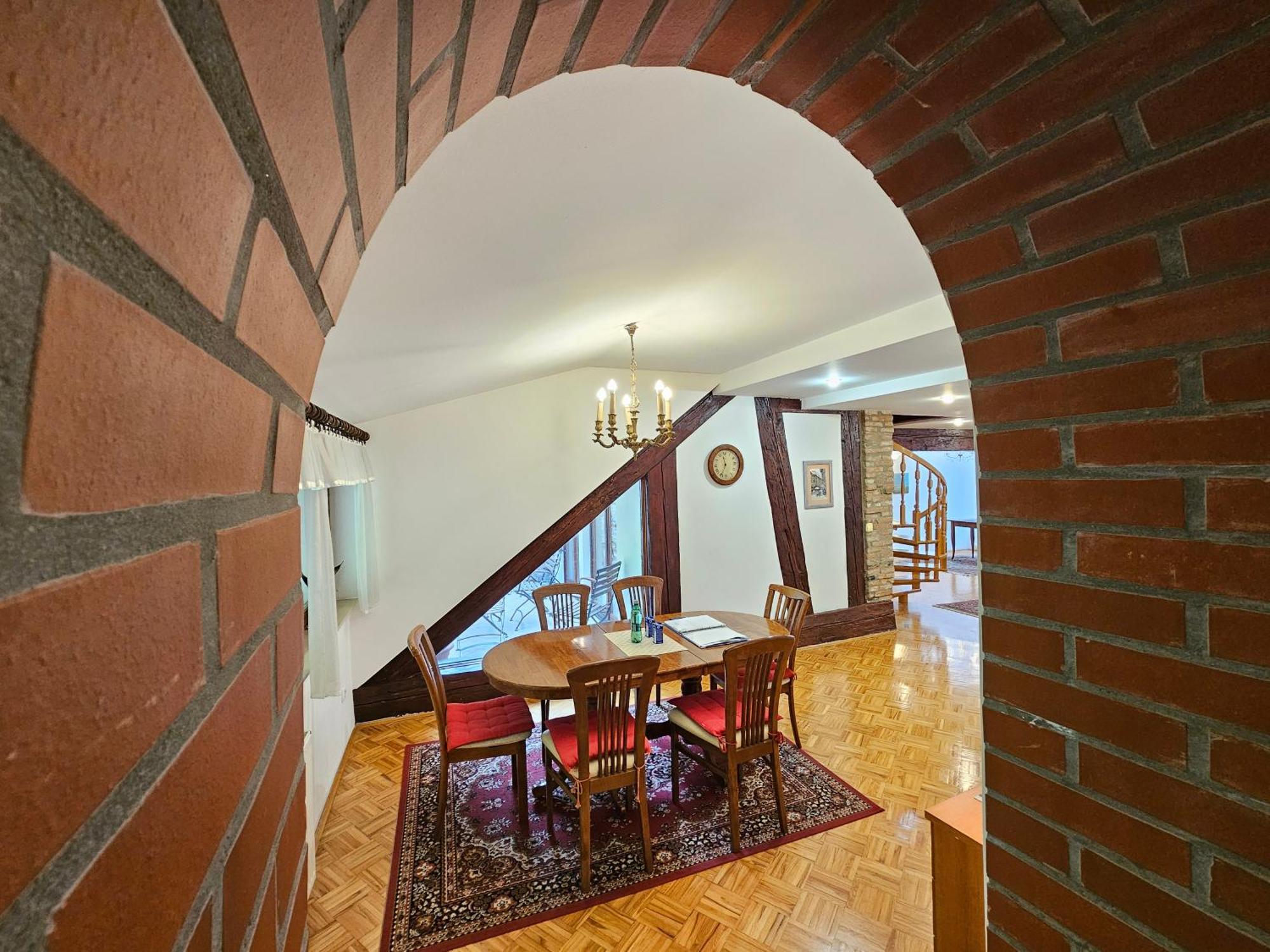 Apartment Nina With Private Terrace Tour As Laibach Exterior foto